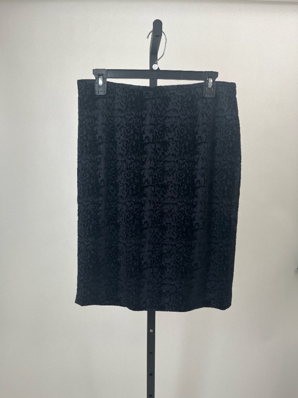 Calvin Klein Skirt - Black Velvet - 6